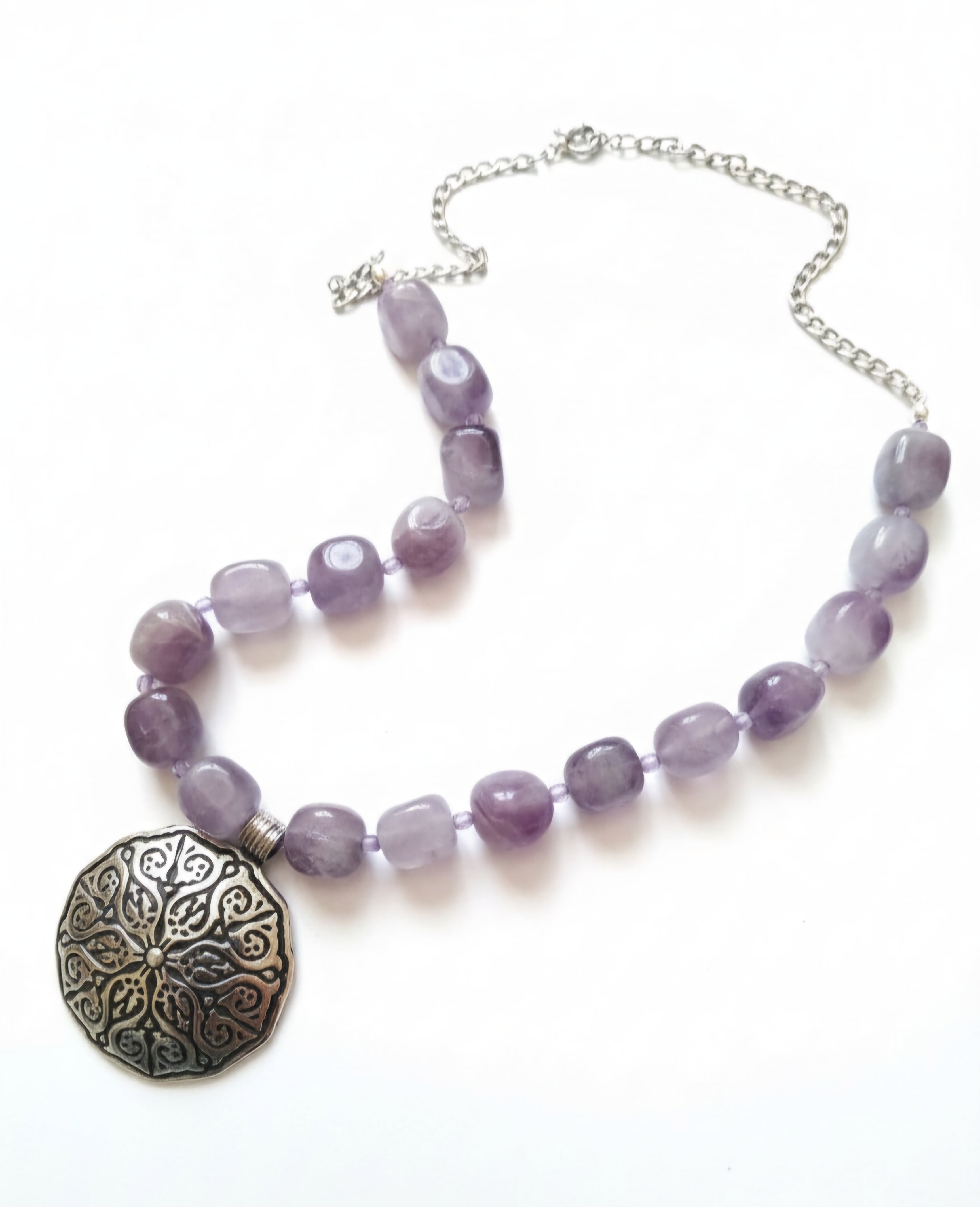 An unique natural Quartzite Necklace